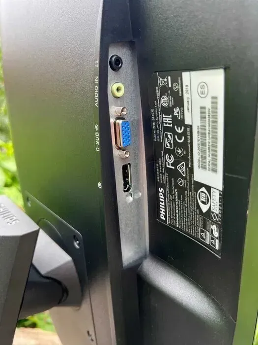 Монітор Philips 243S7E / 24" (1920x1080) IPS / VGA, HDMI / VESA 100x100 б/в - зображення 3