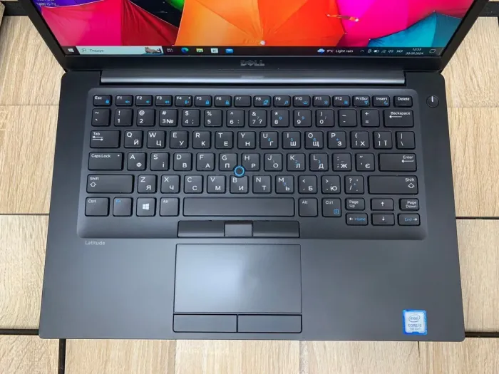 Ультрабук Б-клас Dell Latitude 7480 / 14" (1920x1080) IPS / Intel Core i5-7200U (2 (4) ядра по 2.5 - 3.1 GHz) / 8 GB DDR4 / 256 GB SSD M.2 / Intel HD Graphics 620 / WebCam б/в - зображення 4