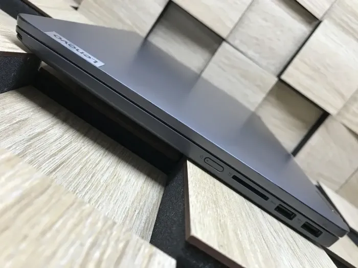 Ноутбук-трансформер Б-клас Lenovo IdeaPad Flex 5 14ALC7 / 14" (1920x1200) IPS Touch / AMD Ryzen 5 5500U (6 (12) ядер по 2.1 - 4.0 GHz) / 8 GB DDR4 / 256 GB SSD M.2 / AMD Radeon Graphics / WebCam / Fingerprint / USB 3.2 / HDMI б/в - зображення 6