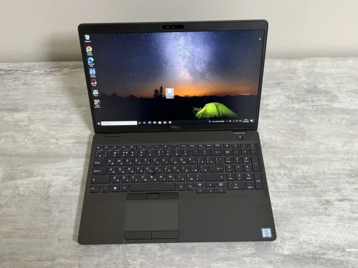 Ігровий ноутбук Dell Latitude 5501 / 15.6" (1920x1080) IPS / Intel Core i7-9850H (6 (12) ядра по 2.6 - 4.6 GHz) / 16 GB DDR4 / 512 GB SSD / nVidia GeForce MX150, 2 GB GDDR5, 64-bit / WebCam б/в - зображення 2