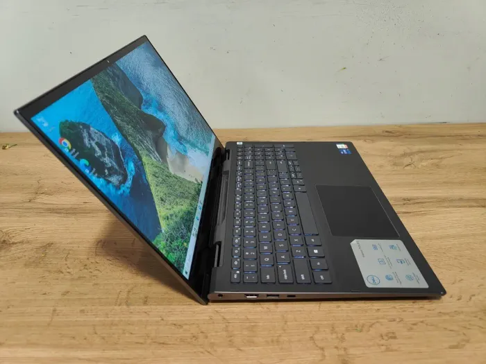 Ультрабук-трансформер Б-клас Dell Inspiron 7506 / 15.6" (3840x2160) IPS / Intel Core i7-1165G7 (4 (8) ядра по 2.8 - 4.7 GHz) / 16 GB DDR4 / 1000 GB SSD / Intel Iris Xe Graphics / WebCam / Windows 10 Home б/в - зображення 6