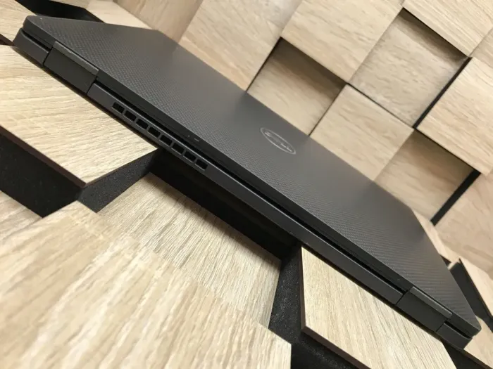 Ультрабук Dell Latitude 7410 / 14" (1920x1080) IPS / Intel Core i5-10210U (4 (8) ядра по 1.6 - 4.2 GHz) / 8 GB DDR4 / 256 GB SSD M.2 / Intel UHD Graphics / WebCam / USB 3.2 / HDMI / Windows 10 б/в - зображення 7