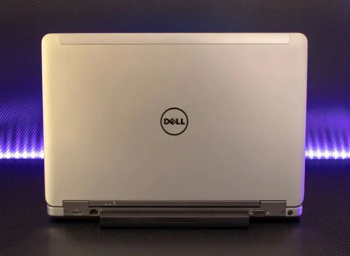 Ноутбук Dell Latitude E6540 / 15.6" (1920x1080) TN / Intel Core i5-4310M (2 (4) ядра по 2.7 - 3.4 GHz) / 4 GB DDR3 / 500 GB HDD / Intel HD Graphics 4600 / DVD-ROM / HDMI б/в - зображення 5