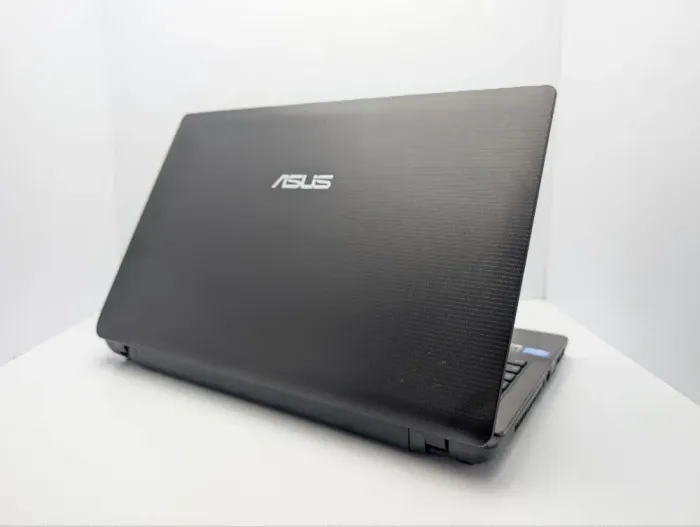 Ноутбук Asus A53S / 15.6" (1366x768) TN / Intel Core i5-2450M (2 (4) ядра по 2.5 - 3.1 GHz) / 8 GB DDR3 / 500 GB HDD / nVidia GeForce GT 630M, 1 GB GDDR5, 128-bit / WebCam / DVD-ROM б/в - зображення 8