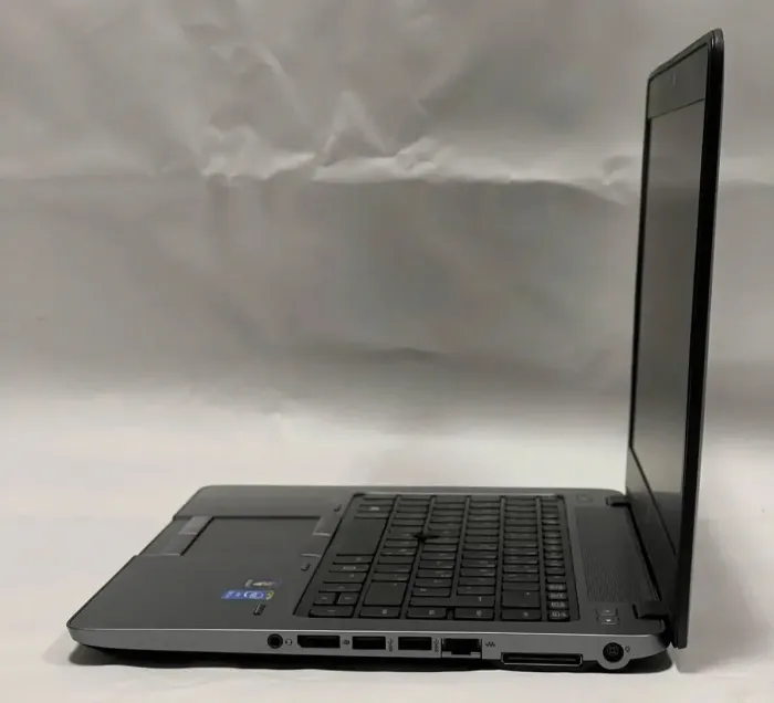 Ноутбук Б-клас HP EliteBook 840 G1 / 14" (1600x900) TN / Intel Core i5-4300U (2 (4) ядра по 1.9 - 2.9 GHz) / 8 GB DDR3 / 500 GB HDD / Intel HD Graphics 4400 / WebCam / DisplayPort б/в - зображення 5