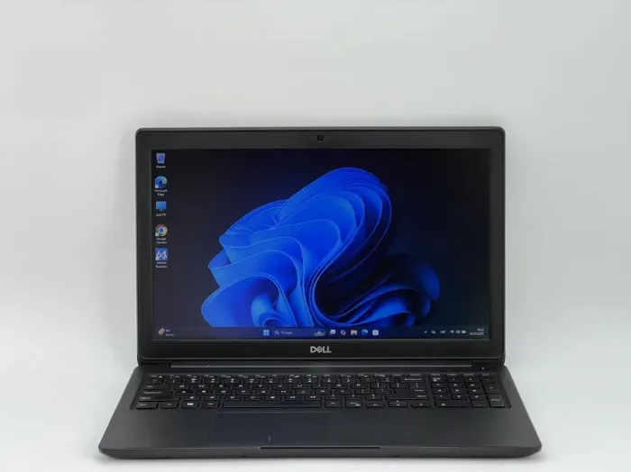 Ноутбук Dell Latitude 3500 / 15.6" (1366x768) TN / Intel Core i5-8265U (4 (8) ядра по 1.6 - 3.9 GHz) / 16 GB DDR4 / 480 GB SSD / Intel UHD Graphics 620 / WebCam б/в - зображення 2