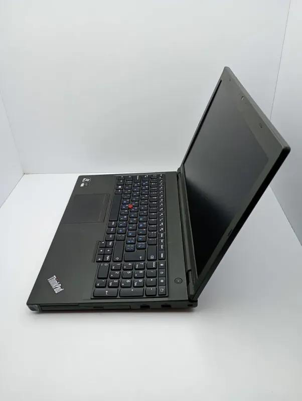 Ноутбук Lenovo ThinkPad T540 / 15.6" (1366x768) TN / Intel Core i5-4300M (2 (4) ядра по 2.6 - 3.3 GHz) / 8 GB DDR3 / 120 GB SSD / Intel HD Graphics 4600 / WebCam б/в - зображення 6
