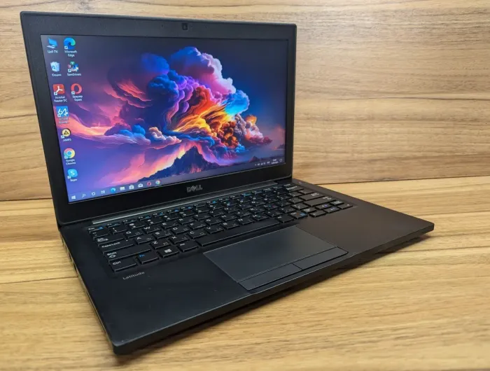 Нетбук Dell Latitude 7280 / 12.5" (1366x768) TN / Intel Core i5-6300U (2 (4) ядра по 2.4 - 3.0 GHz) / 8 GB DDR4 / 256 GB SSD / Intel HD Graphics 520 / WebCam / Windows 10 б/в - зображення 4