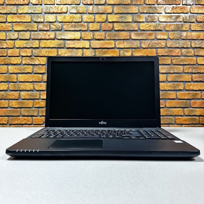 Ноутбук Fujitsu LifeBook A556 / 15.6" (1366x768) TN / Intel Core i5-6200U (2 (4) ядра по 2.3 - 2.8 GHz) / 8 GB DDR4 / 256 GB SSD / Intel HD Graphics 520 / WebCam б/в - зображення 2