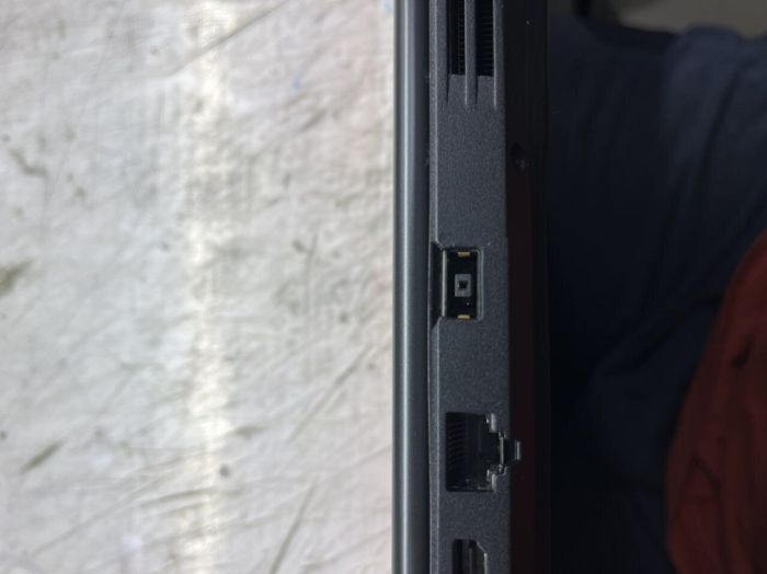 Ігровий ноутбук Б-класу Lenovo Legion Y540-17IRH / 17.3" (1920x1080) IPS / Intel Core i7-9750H (6 (12) ядер по 2,6 - 4,5 ГГц) / 16 ГБ DDR4 / 480 ГБ SSD / nVidia GeForce RTX 2060, 6 ГБ GDDR6, 192-bit / WebCam б/в - зображення 4