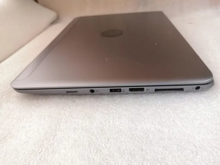 Ноутбук Б-клас HP EliteBook Folio 1040 G2 / 14" (1600x900) TN / Intel Core i5-5200U (2 (4) ядра по 2.2-2.7 GHz) / 8 GB DDR3 / 180 GB SSD / HD Graphics 5500 / Win 10 Pro б/в - зображення 5