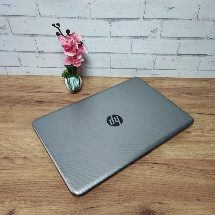 Ноутбук Б-клас HP 17-y020nd / 17.3" (1600x900) TN / AMD A8-7410 (4 ядра по 2.2 - 2.5 GHz) / 8 GB DDR3 / 256 GB SSD / AMD Radeon R5 Graphics / WebCam / DVD-ROM б/в - зображення 7