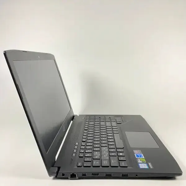 Ігровий ноутбук Asus ROG Strix GL503V / 15.6" (1920x1080) IPS / Intel Core i7-7700HQ (4 (8) ядра по 2.8 - 3.8 GHz) / 16 GB DDR4 / 512 GB SSD / nVidia GeForce GTX 1060, 3 GB GDDR5, 192-bit / WebCam / HDMI б/в - зображення 4