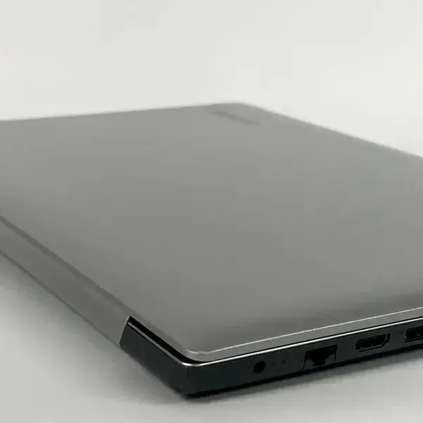 Ноутбук Б-клас Lenovo IdeaPad 320-15IKB / 15.6" (1366x768) TN / Intel Core i5-8250U (4 (8) ядра по 1.6 - 3.4 GHz) / 20 GB DDR4 / 256 GB SSD / Intel UHD Graphics 620 / WebCam / HDMI б/в - зображення 3