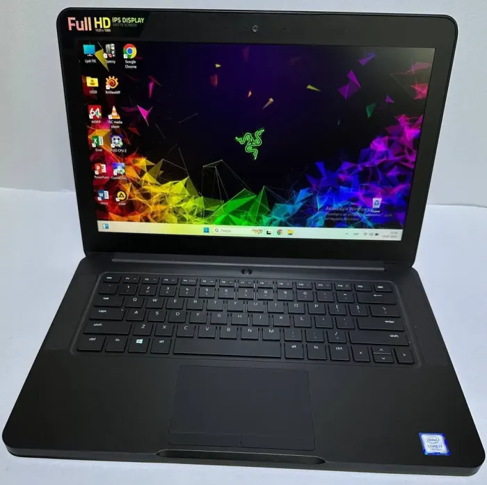 Ігровий ноутбук Б-клас Razer Blade 14 / 14" (1920x1080) IPS / Intel Core i7-7700HQ (4 (8) ядра по 2.8 - 3.8 GHz) / 16 GB DDR4 / 256 GB SSD / nVidia GeForce GTX 1060, 6 GB GDDR5, 192-bit / WebCam / Win 11 Home б/в - зображення 2