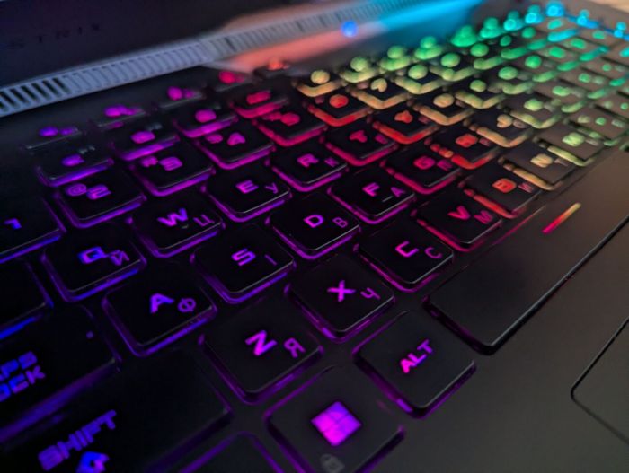 Ігровий ноутбук Asus ROG Strix Scar G533Z / 15.6" (2560x1440) IPS / Intel Core i9-12900H (14 (20) ядер по 3.8 - 5.0 GHz) / 32 GB DDR5 / 1000 GB SSD / nVidia GeForce RTX 3070 Ti, 8 GB GDDR6X, 256-bit / HDMI / Windows 11 б/в - зображення 6