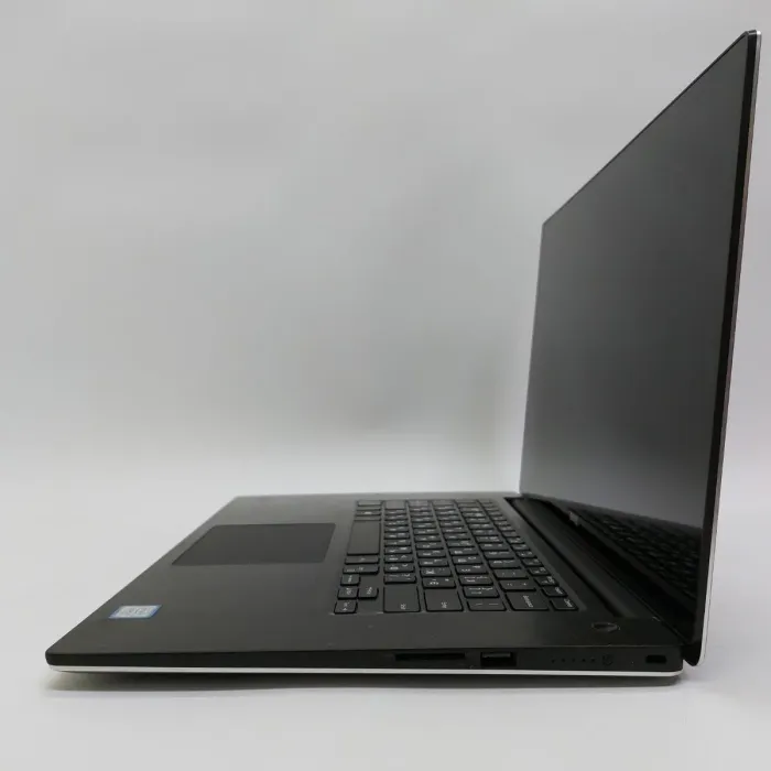 Мобільна робоча станція Б-клас Dell Precision 5520 / 15.6" (3840x2160) IPS Touch / Intel Core i7-7820HQ (4 (8) ядра по 2.9 - 3.9 GHz) / 16 GB DDR4 / 512 GB SSD / nVidia Quadro M1200, 4 GB GDDR5, 128-bit / WebCam / HDMI б/в - зображення 5
