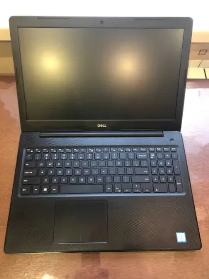 Ноутбук Dell Inspiron 3583 / 15.6" (1366x768) TN Touch / Intel Core i3-8145U (2 (4) ядра по 2.1 - 3.9 GHz) / 8 GB DDR4 / 256 GB SSD / Intel UHD Graphics for 8th Generation / WebCam б/в - зображення 4