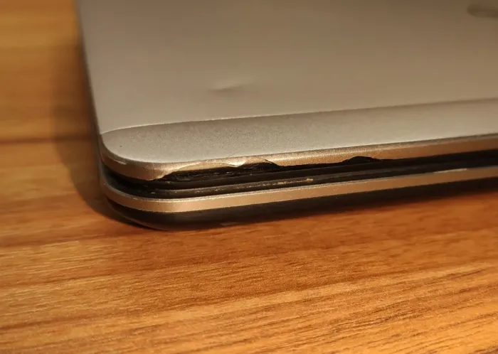 Ноутбук Б-клас Dell Latitude E7240 / 12.5" (1366x768) TN / Intel Core i5-4300U (2 (4) ядра по 1.9 - 2.9 GHz) / 4 GB DDR3 / 256 GB SSD / Intel HD Graphics 4400 / NO WebCam б/в - зображення 7