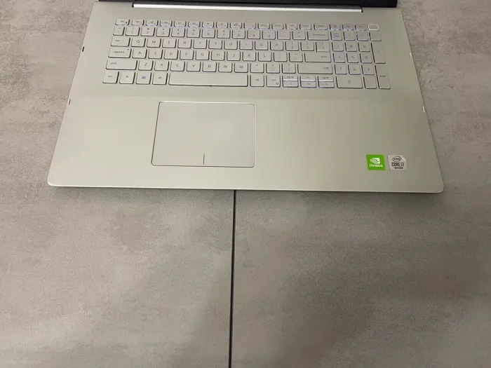 Ноутбук-трансформер Dell Inspiron 7791 2n1 / 17.3" (1920x1080) IPS Touch / Intel Core i7-10510U (4 (8) ядра по 1.8 - 4.9 GHz) / 16 GB DDR4 / 512 GB SSD M.2 + 1000 GB HDD / nVidia GeForce MX250, 2 GB GDDR5, 64-bit / WebCam / HDMI б/в - зображення 3