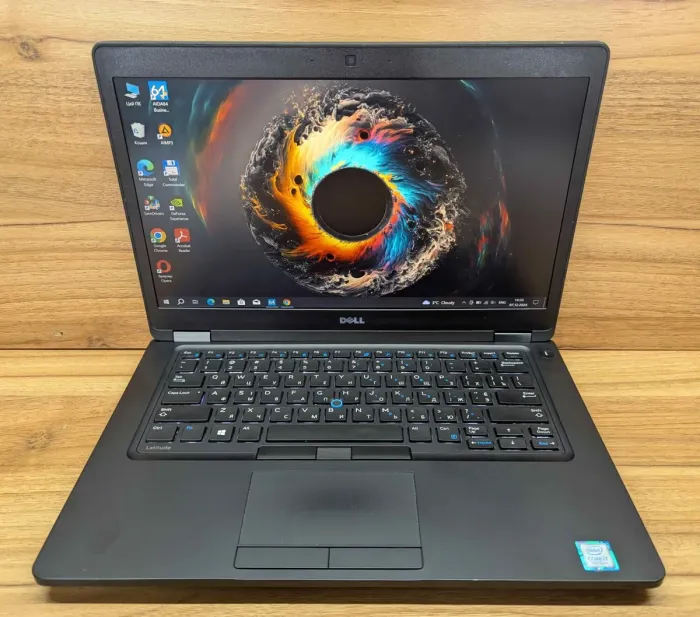 Ультрабук Dell Latitude 5480 / 14" (1920x1080) IPS / Intel Core i7-7600U (2 (4) ядра по 2.8 - 3.9 GHz) / 16 GB DDR4 / 512 GB SSD / nVidia GeForce 930MX, 2 GB DDR3, 64-bit / WebCam / Windows 10 б/у - зображення 2