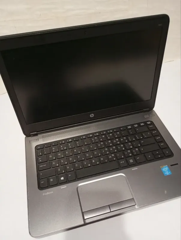 Ноутбук Б-клас HP ProBook 640 G1 / 14" (1366x768) TN / Intel Core i5-4310M (2 (4) ядра по 2.7 - 3.4 GHz) / 8 GB DDR3 / 128 GB SSD + 750 GB HDD / Intel HD Graphics 4600 / WebCam / АКБ не держит  б/в - зображення 3