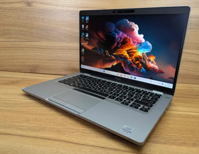 Ультрабук Б-клас Dell Latitude 5411 / 14" (1920x1080) IPS / Intel Core i7-10850H (6 (12) ядер по 2.7 - 5.1 GHz) / 16 GB DDR4 / 512 GB SSD / Intel UHD Graphics / WebCam / Windows 10 б/в - зображення 7