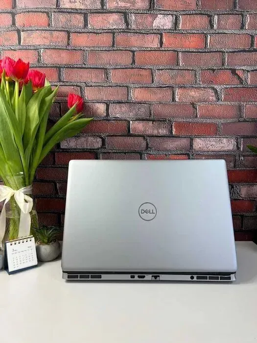 Мобільна робоча станція Dell Precision 7560 / 15.6" (1920x1080) IPS / Intel Core i9-11950H (8 (16) ядер по 2.6 - 5.0 GHz) / 32 GB DDR4 / 1000 GB SSD M.2 / nVidia RTX A4000, 8 GB GDDR6, 256-bit / WebCam б/в - зображення 7