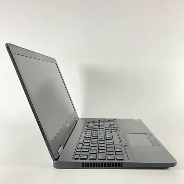 Ноутбук Б-клас Dell Latitude E5570 / 15.6" (1920x1080) IPS / Intel Core i5-6200U (2 (4) ядра по 2.3 - 2.8 GHz) / 8 GB DDR4 / 128 GB SSD / Intel HD Graphics 520 / WebCam / HDMI б/в - зображення 4