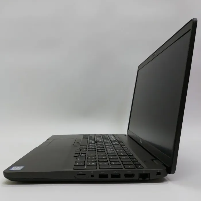 Мобільна робоча станція Dell Precision 3541 / 15.6" (1920x1080) IPS / Intel Core i7-9850H (6 (12) ядер по 2.6 - 4.6 GHz) / 16 GB DDR4 / 512 GB SSD / nVidia Quadro P620, 4 GB GDDR5, 128-bit / WebCam / Win 11 Pro б/в - зображення 5