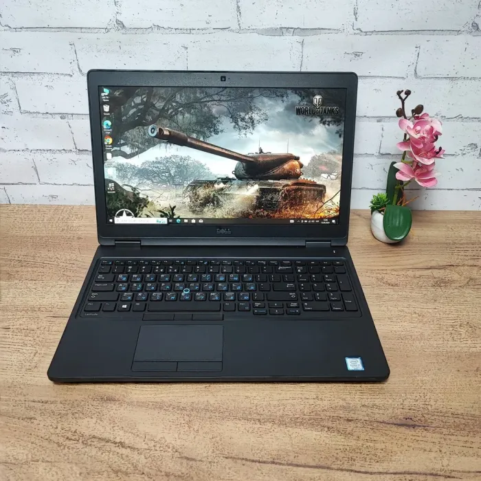 Ноутбук Б-клас Dell Latitude 5580 / 15.6" (1920x1080) TN / Intel Core i5-6300U (2 (4) ядра по 2.4 - 3.0 GHz) / 16 GB DDR4 / 128 GB SSD / Intel HD Graphics 520 / WebCam б/в - зображення 2
