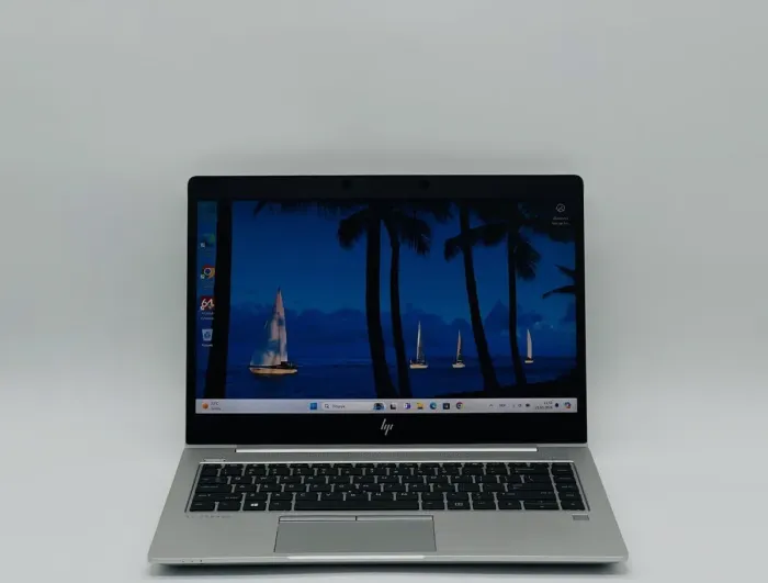Ультрабук Б-клас HP EliteBook 840 G5 / 14" (3840x2160) IPS / Intel Core i5-8250U (4 (8) ядра по 1.6 - 3.4 GHz) / 16 GB DDR4 / 120 GB SSD / Intel UHD Graphics 620 / WebCam б/в - зображення 2