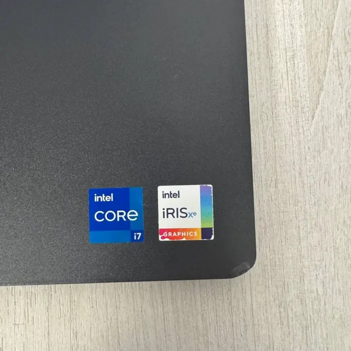 Ультрабук Б-клас Dell Inspiron 15 3511 / 15.6" (1920x1080) IPS / Intel Core i7-1165G7 (4 (8) ядра по 2.8 - 4.7 GHz) / 16 GB DDR4 / 512 GB SSD / Intel Iris Xe Graphics / WebCam б/в - зображення 8