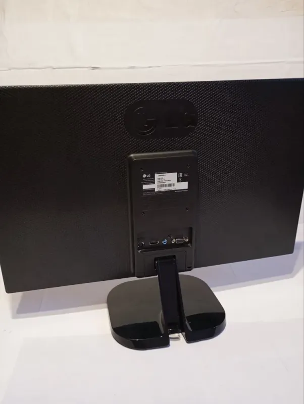 Комплект ПК: HP Compaq Pro 6300 SFF / Intel Core i5-3570 (4 ядра по 3,4 - 3,8 ГГц) / 8 ГБ DDR3 / 240 ГБ SSD / Intel HD Graphics 2500 / DVD-RW + Монітор LG 23MP48HQ-P / 23" (1920x1080) IPS / 1x HDMI, 1x VGA, 1x Audio б/в - зображення 8