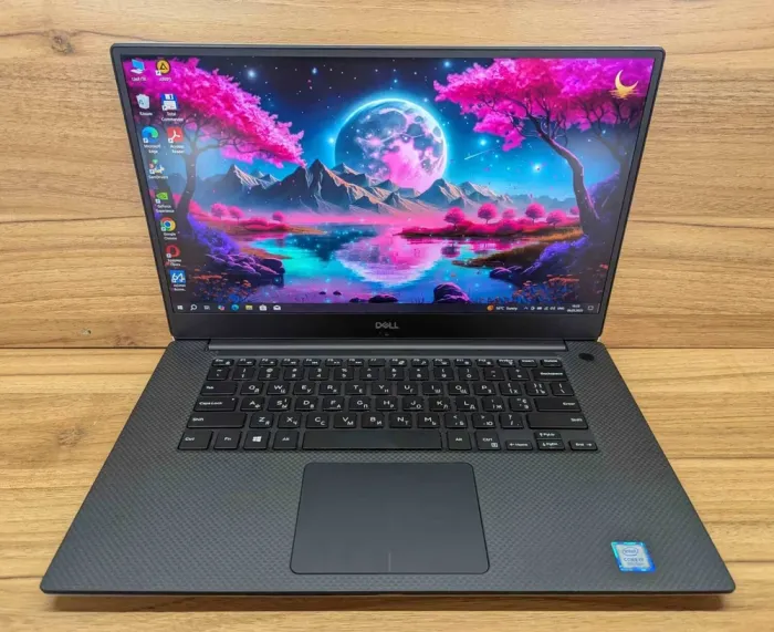 Ігровий ноутбук Dell XPS 15 9570 / 15.6" (1920x1080) IPS / Intel Core i7-8750H (6 (12) ядер по 2.2 - 4.1 GHz) / 16 GB DDR4 / 512 GB SSD / nVidia GeForce GTX 1050 Ti, 4 GB GDDR5, 128-bit / Windows 10 б/в - зображення 2
