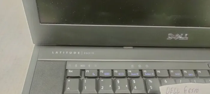 Ноутбук Dell Latitude E6510 / 15.6" (1366x768) TN / Intel Core i5-430M (2 (4) ядра по 2.26 - 2.53 GHz) / 4 GB DDR3 / 120 GB SSD / Intel HD Graphics / WebCam б/в - зображення 8