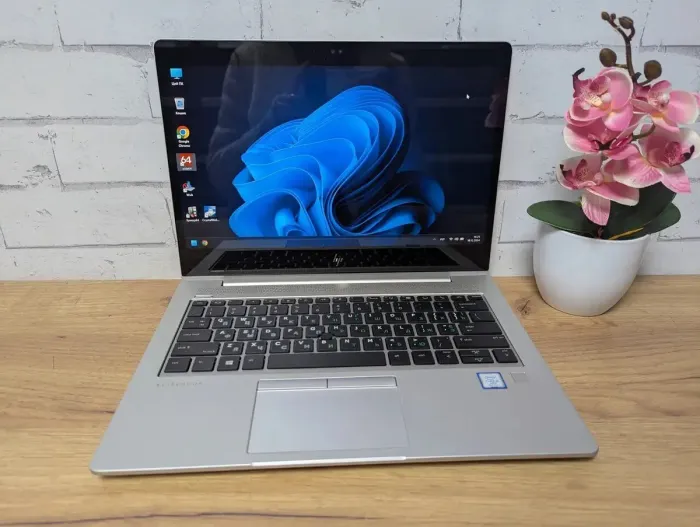 Ультрабук HP EliteBook 830 G6 / 13.3" (1920x1080) IPS / Intel Core i5-8365U (4 (8) ядра по 1.6 - 4.1 GHz) / 16 GB DDR4 / 256 GB SSD / Intel UHD Graphics 630 / WebCam / HDMI б/в - зображення 2