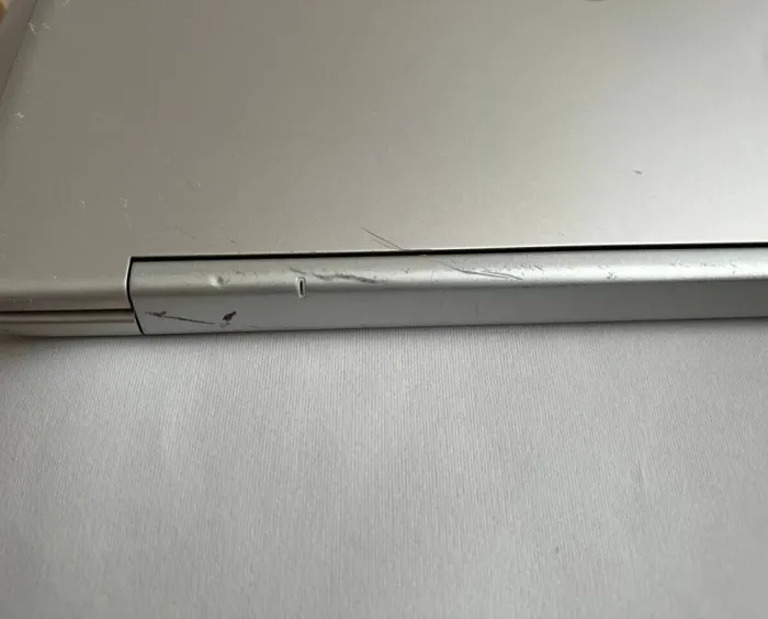 Ноутбук-трансформер Б-клас Dell Inspiron 7791 2n1 / 17.3" (1920x1080) IPS Touch / Intel Core i7-10510U (4 (8) ядра по 1.8 - 4.9 GHz) / 16 GB DDR4 / 512 GB SSD / nVidia GeForce MX250, 2 GB GDDR5, 64-bit / WebCam / HDMI б/в - зображення 10