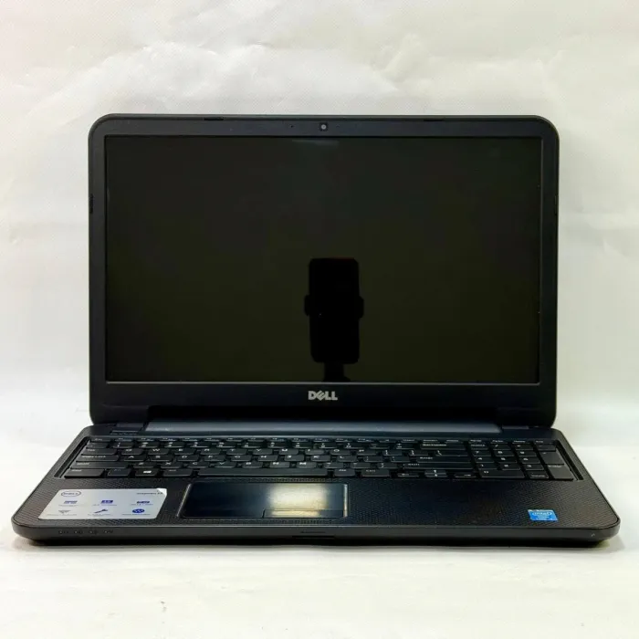 Ноутбук Б-клас Dell Inspiron 3537 / 15.6" (1366x768) TN / Intel Core i3-4010U (2 (4) ядра по 1.7 GHz) / 8 GB DDR3 / 120 GB SSD / Intel HD Graphics 4400 / WebCam / DVD-ROM / Windows 10 Pro б/в - зображення 4