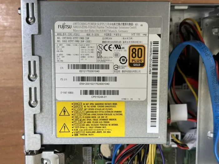 Компьютер Fujitsu Esprimo D757 E90+ SFF / Intel Core i5-6600 (4 ядра по 3.3 - 3.9 GHz) / 8 GB DDR4 / 240 GB SSD / Intel HD Graphics 530 / 280W / DVD-ROM / DisplayPort б/в - зображення 7