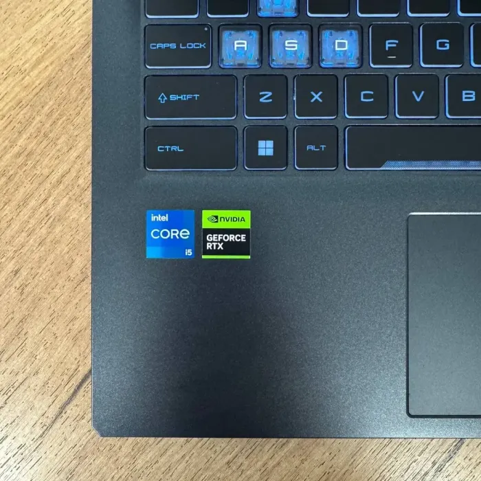 Ігровий ноутбук MSI Cyborg 15 A12VE / 15.6" (1920x1080) IPS / Intel Core i5-12450H (8 (12) ядер по 3.3 - 4.4 GHz) / 8 GB DDR5 / 512 GB SSD NVMe / nVidia GeForce RTX 4050, 6 GB GDDR6, 96-bit / WebCam б/в - зображення 6