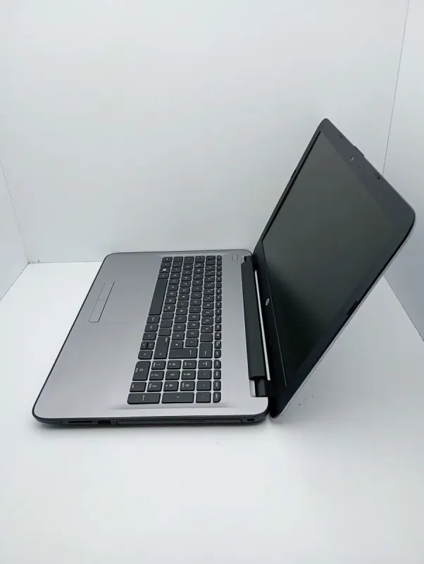 Ноутбук HP 250 G5 / 15.6" (1366x768) TN / Intel Celeron N3060 (2 ядра по 1.6 - 2.48 GHz) / 8 GB DDR3 / 120 GB SSD / Intel HD Graphics 400 / WebCam б/в - зображення 6