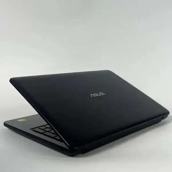 Ноутбук Asus VivoBook 15 X540UBR / 15.6" (1920x1080) TN / Intel Core i5-7200U (2 (4) ядра по 2.5 - 3.1 GHz) / 8 GB DDR4 / 256 GB SSD / nVidia GeForce MX110, 2 GB GDDR5, 64-bit / WebCam / HDMI б/в - зображення 6