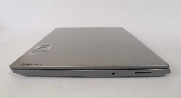 Ультрабук Б-клас Lenovo IdeaPad 3 14IIL05 / 14" (1920x1080) TN / Intel Core i3-1005G1 (2 (4) ядра по 1.2 - 3.4 GHz) / 8 GB DDR4 / 128 GB SSD / Intel UHD Graphics / WebCam / HDMI / Windows 10 Home б/в - зображення 6