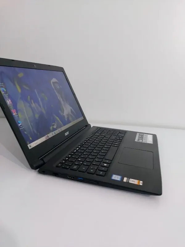 Ноутбук Б-клас Acer Aspire 3 A315-53 / 15.6" (1366x768) TN / Intel Core i3-7020U (2 (4) ядра по 2.3 GHz) / 8 GB DDR4 / 256 GB SSD / Intel UHD Graphics 620 / WebCam б/в - зображення 4