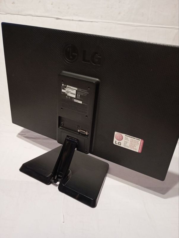 Комплект ПК Б-клас: HP Compaq Pro 6300 SFF / Intel Core i5-3470 (4 ядра по 3,2 - 3,6 ГГц) / 8 ГБ DDR3 / 500 ГБ HDD / Intel HD Graphics 2500 + Монітор LG Flatron E2242C-BN / 22" (1920x1080) TN / 1x VGA / VESA 75x75 б/в - изображение 9