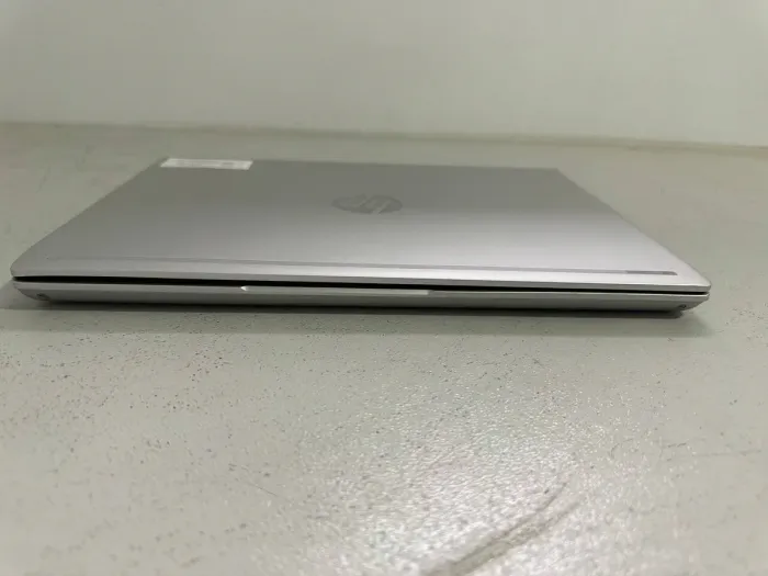 Ультрабук Б-клас HP ProBook 430 G6 / 13.3" (1366x768) TN / Intel Core i3-8145U (2 (4) ядра по 2.1 - 3.9 GHz) / 8 GB DDR3 / 128 GB SSD / Intel UHD Graphics / WebCam / HDMI б/в - зображення 3