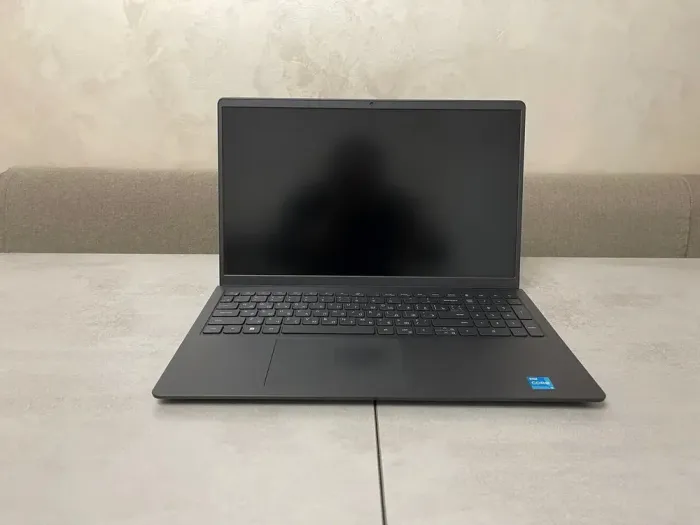 Ноутбук Dell Vostro 15 3510 / 15.6" (1920x1080) IPS / Intel Core i3-1115G4 (2 (4) ядра по 1.7 - 4.1 GHz) / 8 GB DDR4 / 256 GB SSD M.2 / Intel UHD Graphics / WebCam / HDMI б/в - зображення 5