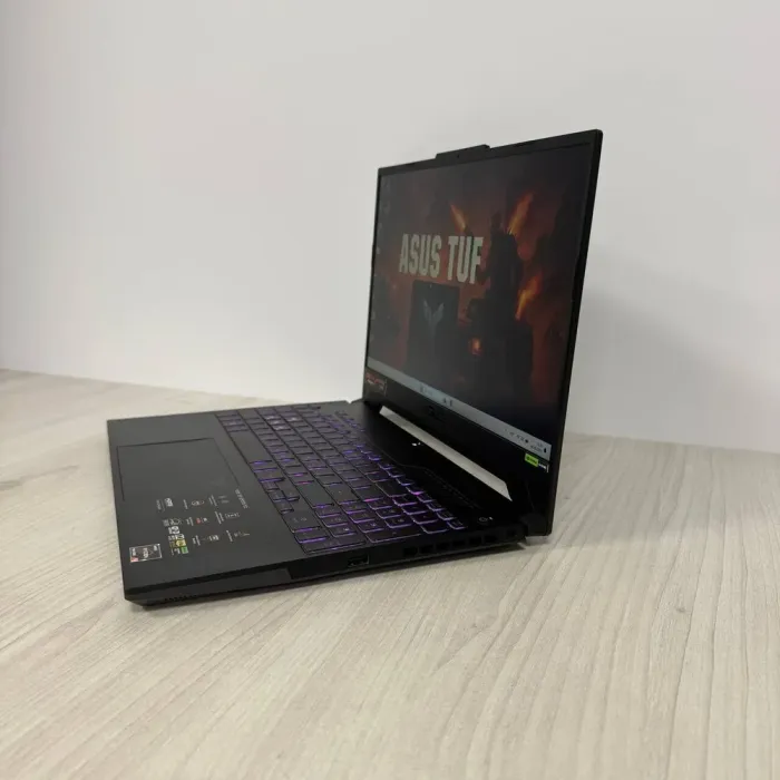 Ігровий ноутбук Asus TUF Gaming A15 FA507NU / 15.6" (1920x1080) IPS / AMD Ryzen 5 7535HS (6 (12) ядер по 3,3 - 4,55 ГГц) / 16 ГБ DDR5 / 512 ГБ SSD NVMe / nVidia GeForce RTX 4050, 6 ГБ GDDR6, 96-біт / WebCam б/в - зображення 5