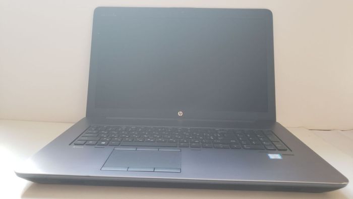 Мобільна робоча станція HP ZBook 17 G3 / 17,3" (1920x1080) IPS / Intel Core i7-6820HQ (4 (8) ядра по 2,7 - 3,6 ГГц) / 32 ГБ DDR4 / 128 ГБ SSD + 512 ГБ SSD + 1000 ГБ HDD / nVidia Quadro M3000M, 4 ГБ GDDR5, 256-біт / WebCam / HDMI б/в - зображення 2